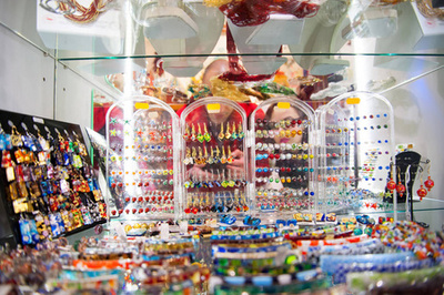 珠宝首饰零售新纪元 视觉营销如何重塑消费体验